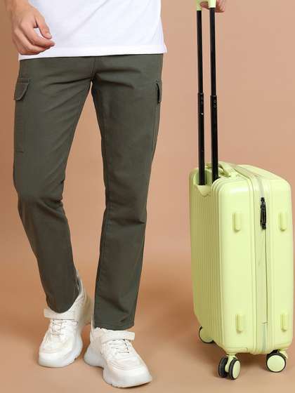 HIGHLANDER Men Mid-Rise Cargo Trousers